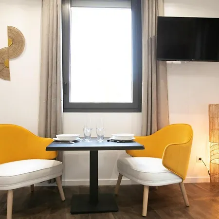 Le Maleville - De Standing Apartment