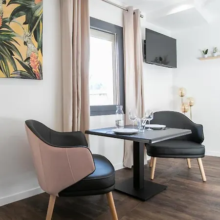 アパート Le Maleville - De Standing ペリグー