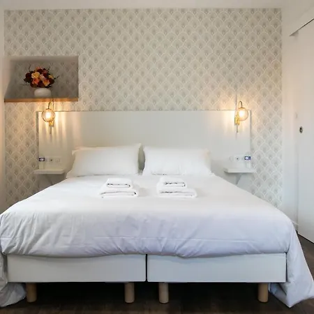 アパート Le Maleville - De Standing ペリグー